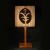 9. 4 segni, palma, beige,  paralume 26x26 h27,5, luce accesa
